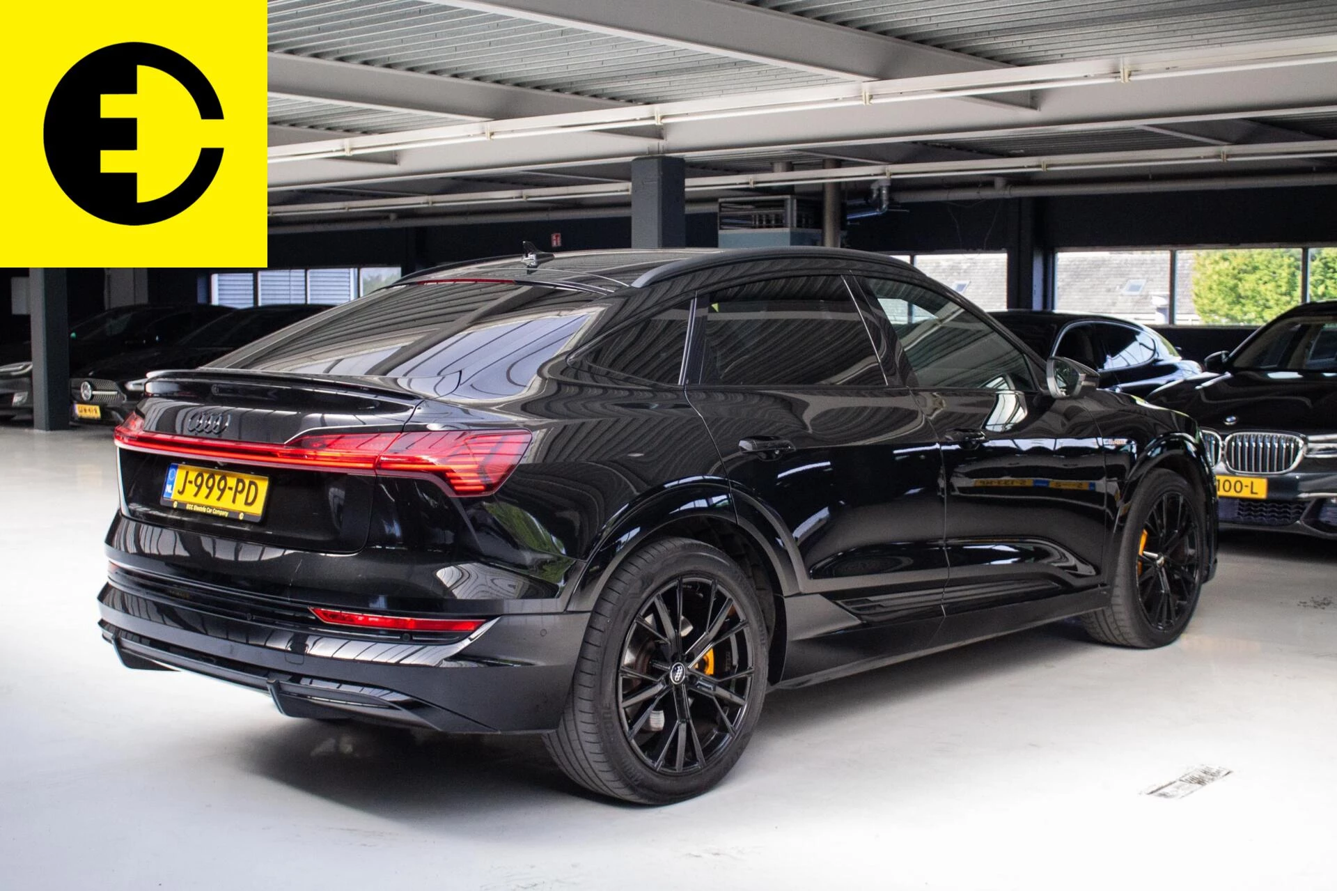 Hoofdafbeelding Audi e-tron
