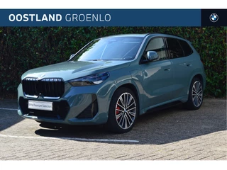 BMW X1 xDrive30e High Executive M Sport Automaat Demo / Panoramadak / Trekhaak / Sportstoelen / Parking Assistant Professional / Adaptieve LED / Comfort Access / Head-Up / Stoelverwarming / Harman-Kardon