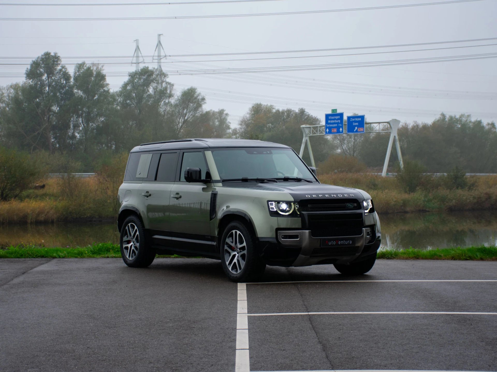 Hoofdafbeelding Land Rover Defender