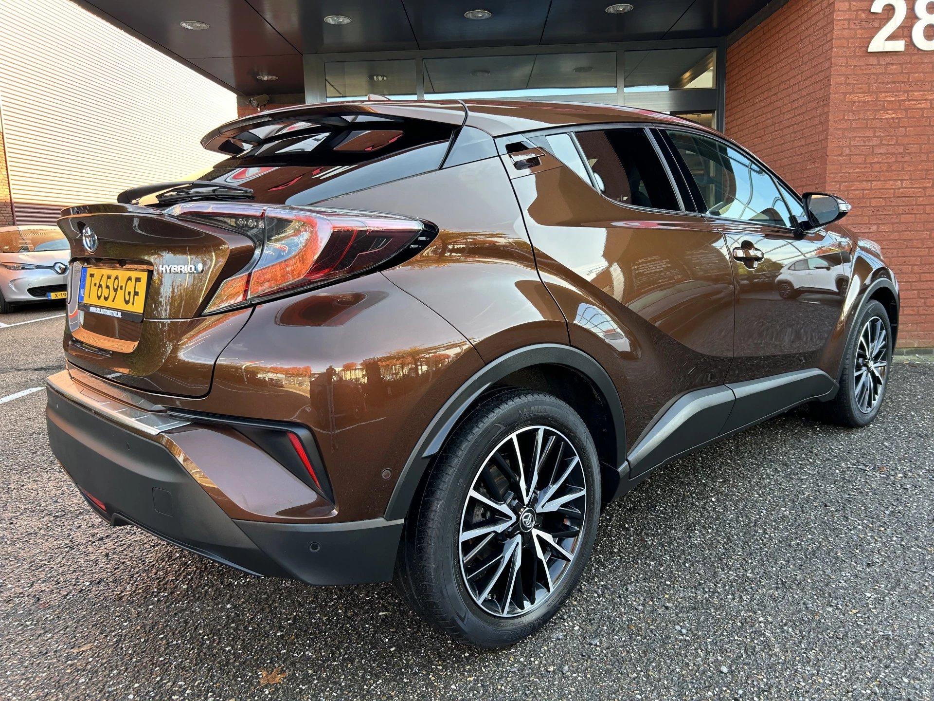 Hoofdafbeelding Toyota C-HR