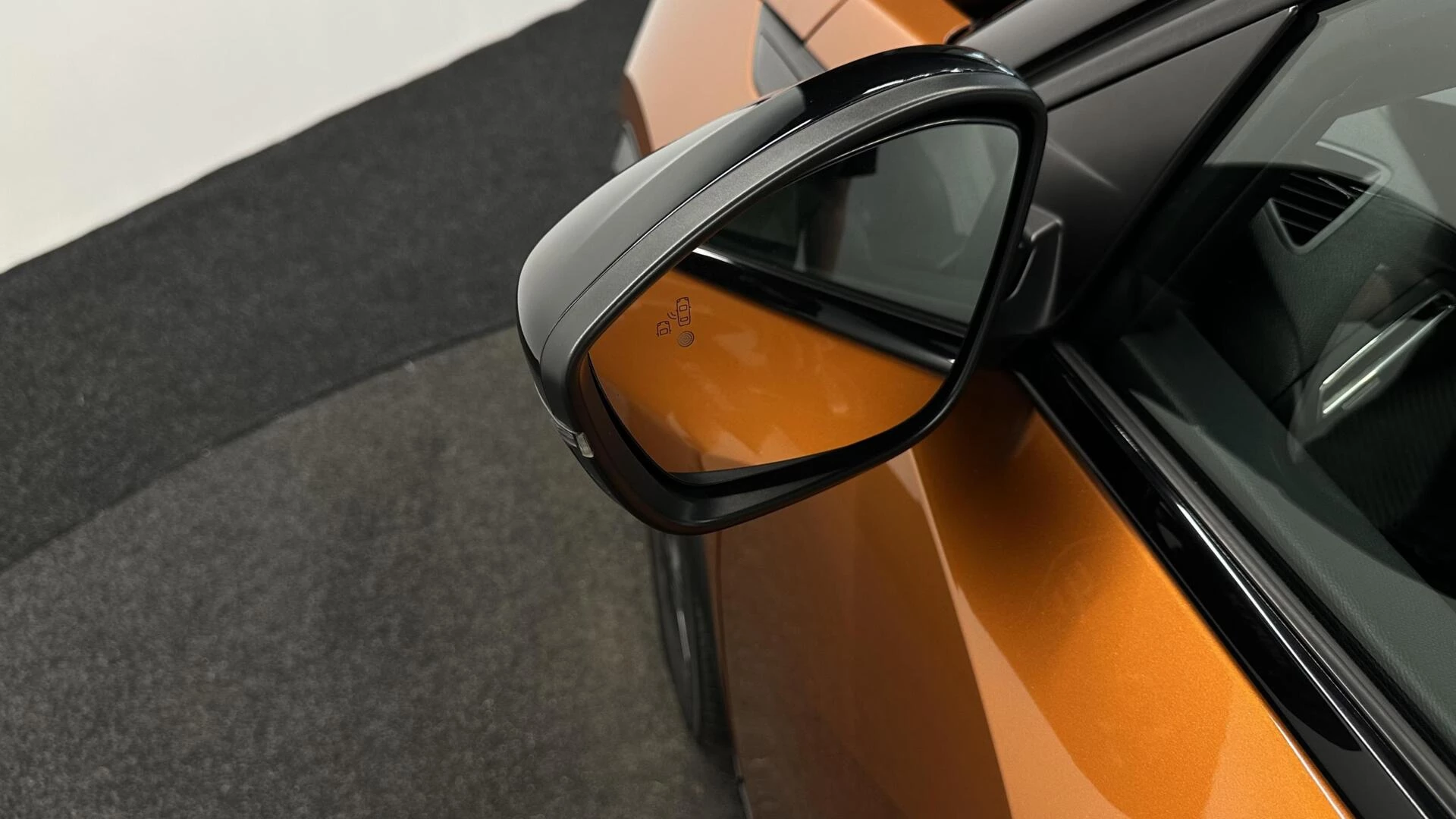 Hoofdafbeelding Peugeot e-2008