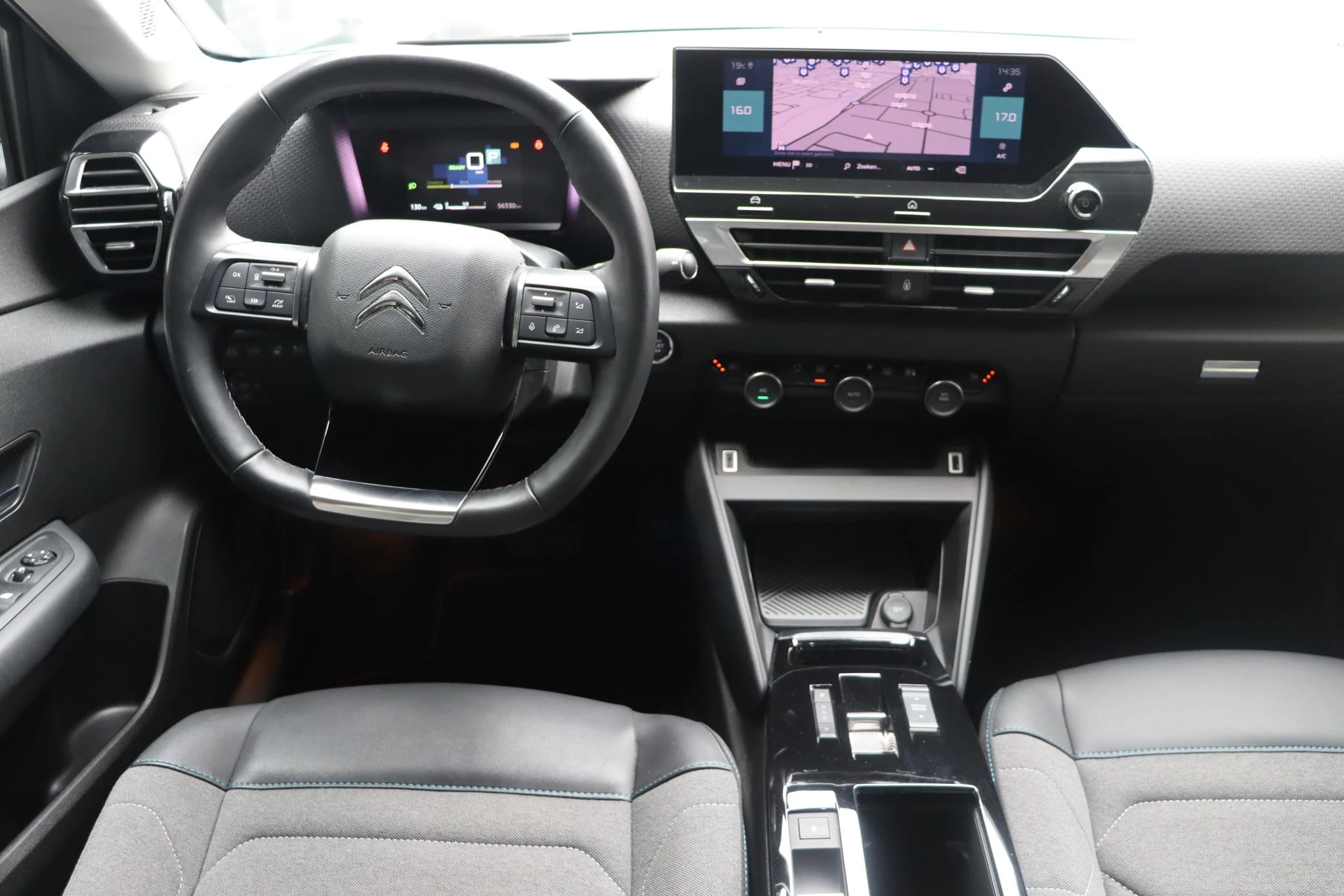 Hoofdafbeelding Citroën ë-C4
