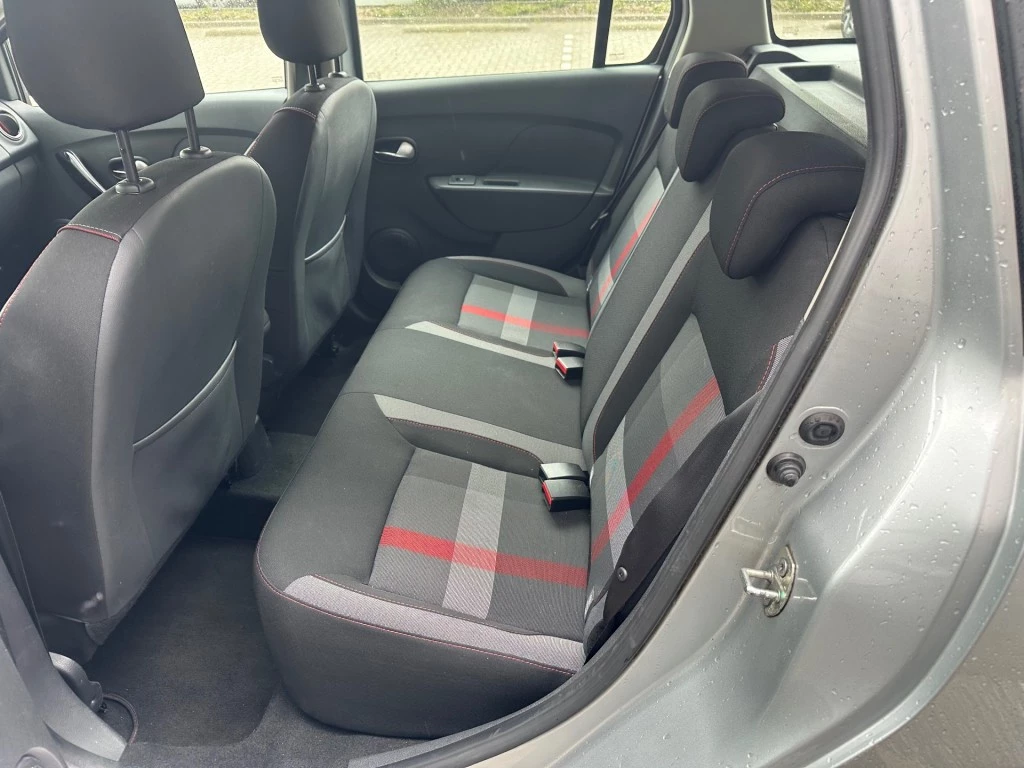 Hoofdafbeelding Dacia Logan