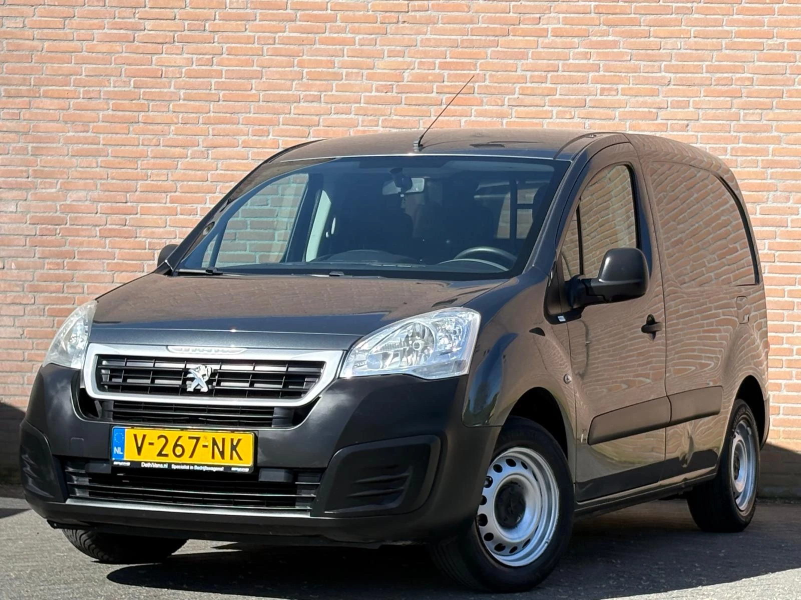 Hoofdafbeelding Peugeot Partner
