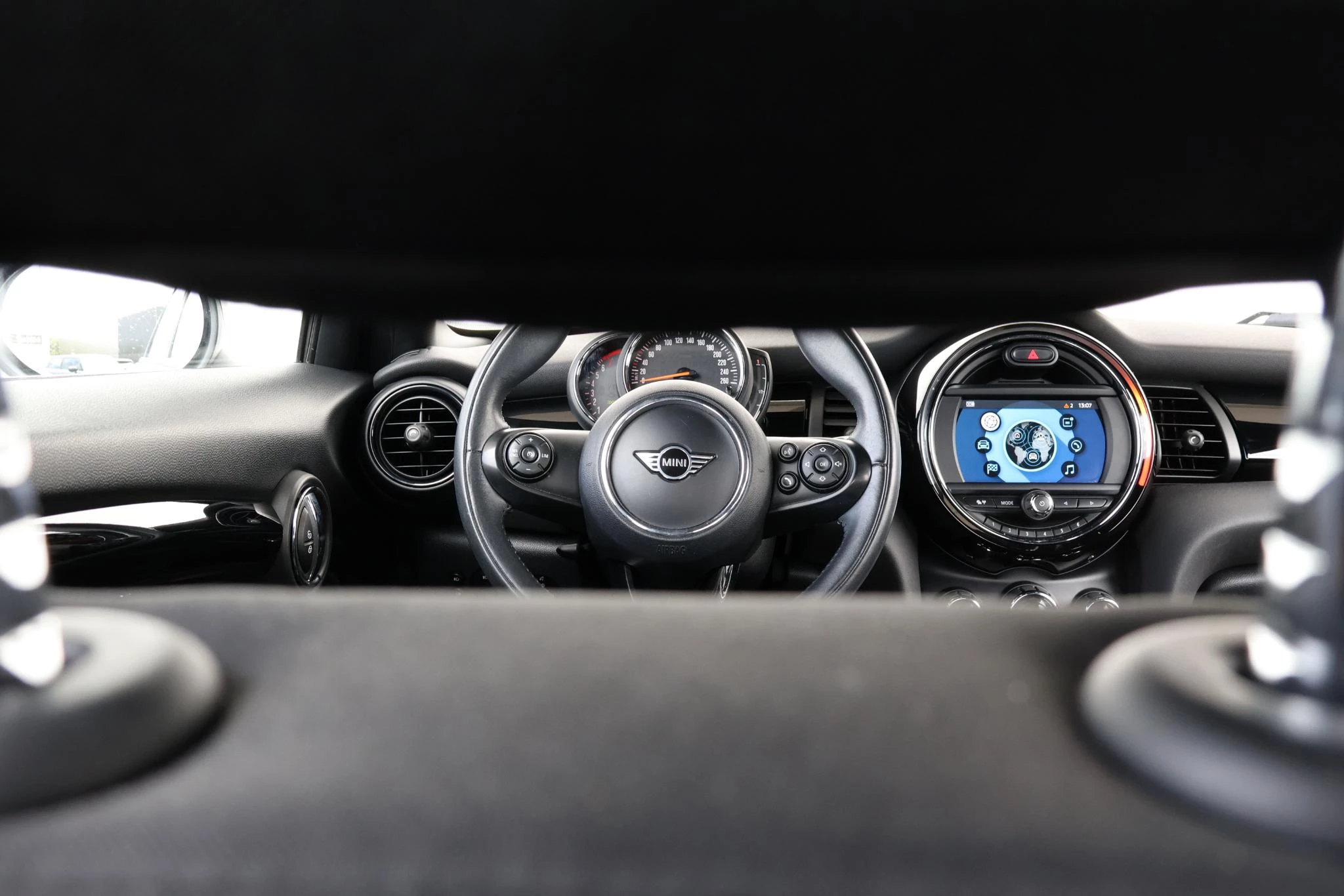 Hoofdafbeelding MINI 5-deurs