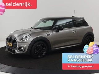 Mini Cooper 1.5 John Cooper Works | Harman/Kardon | Carplay |  Sportstoelen | Full LED | Navigatie | Climate control | Park Assist | Cruise control | Getint glas