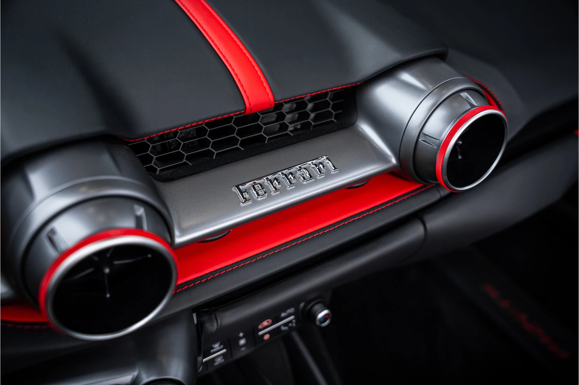 Hoofdafbeelding Ferrari 812 GTS