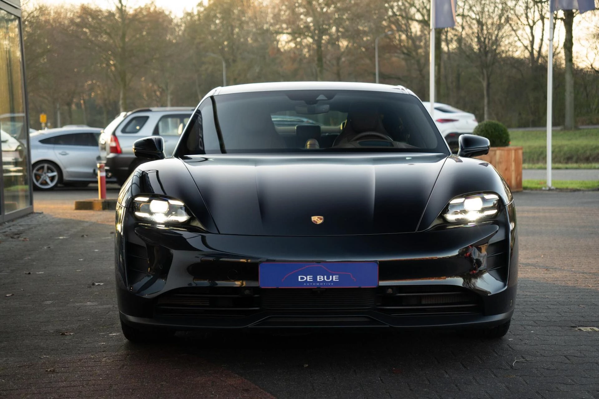 Hoofdafbeelding Porsche Taycan