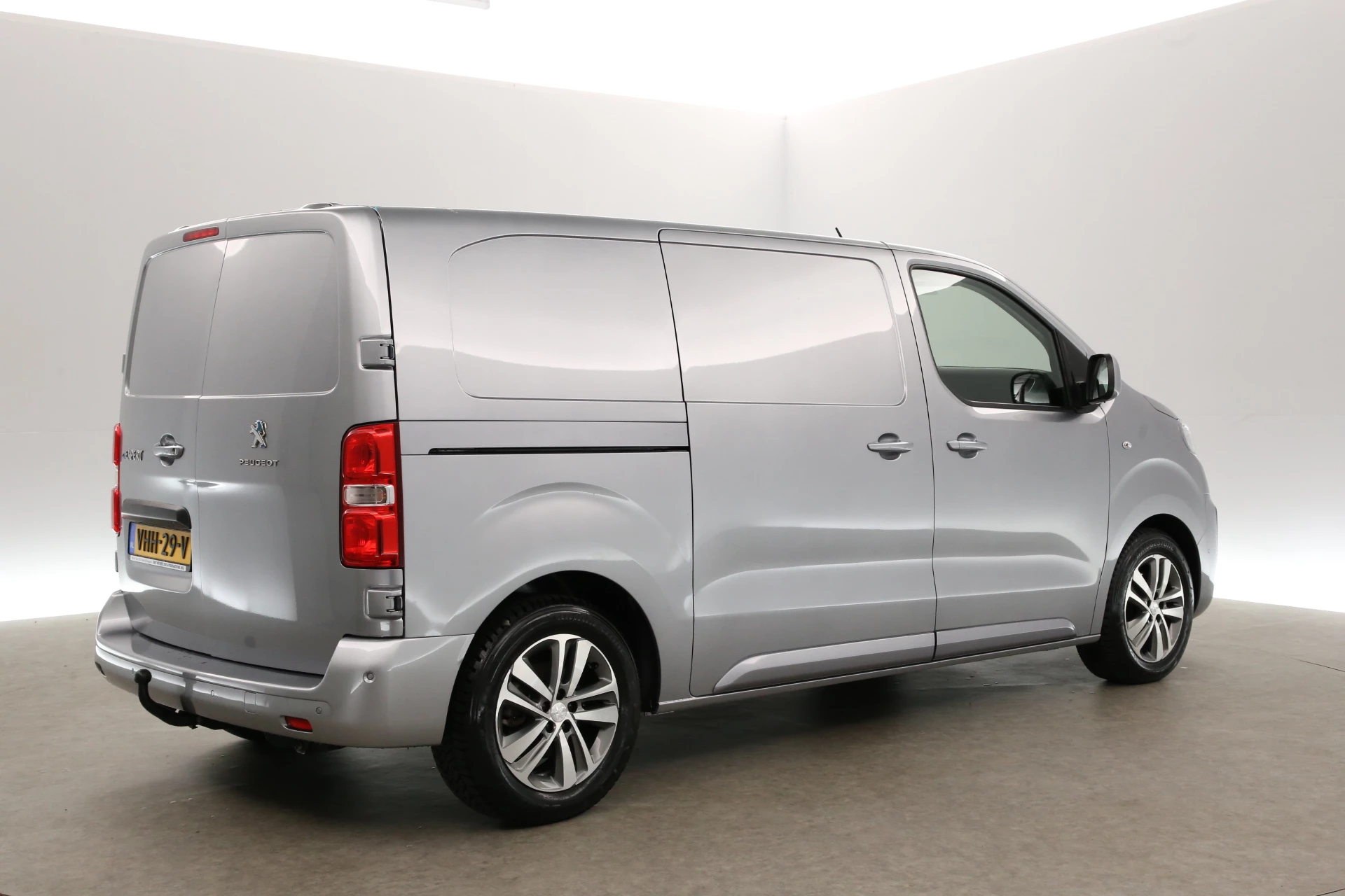 Hoofdafbeelding Peugeot e-Expert