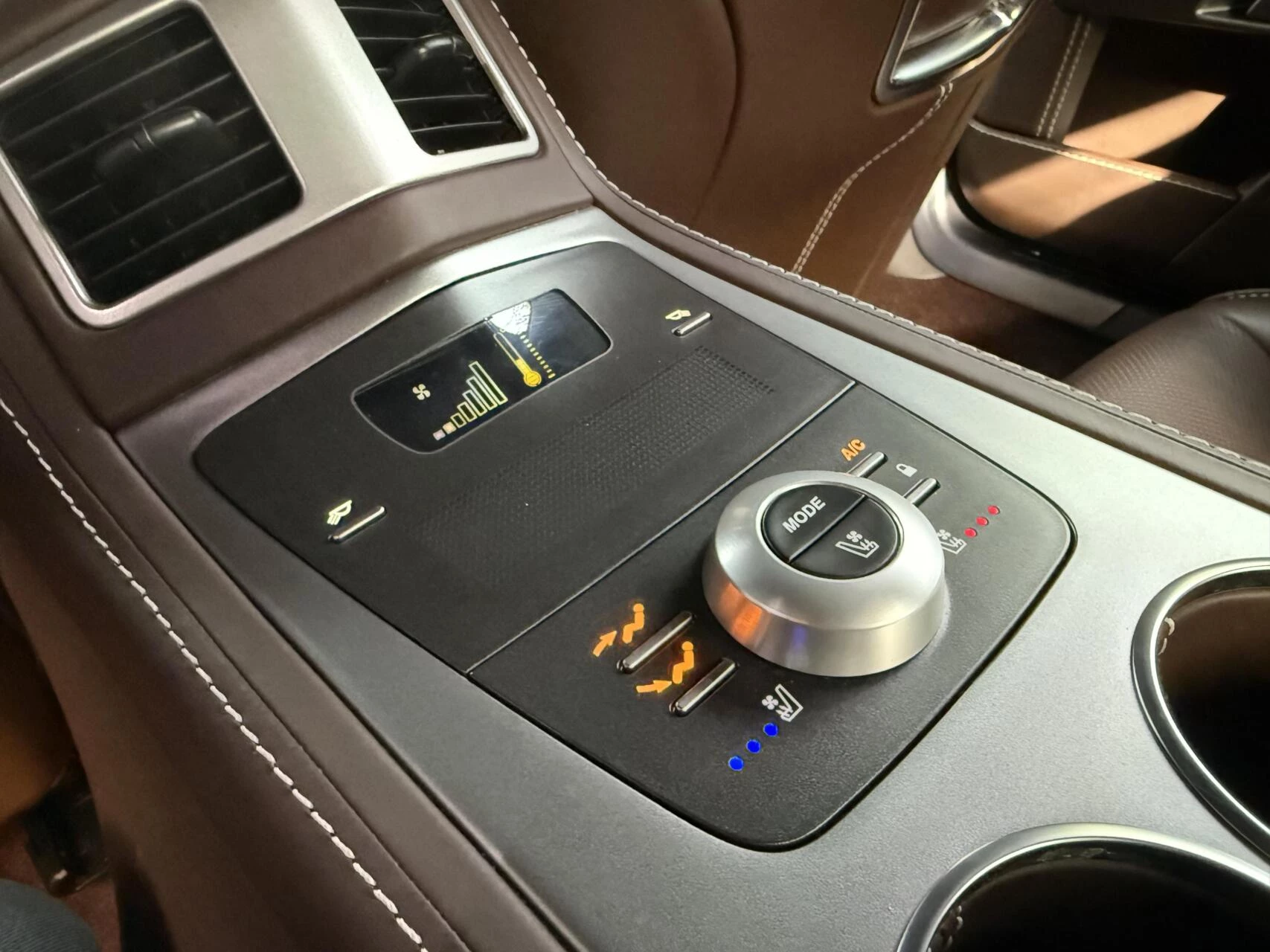 Hoofdafbeelding Aston Martin Rapide