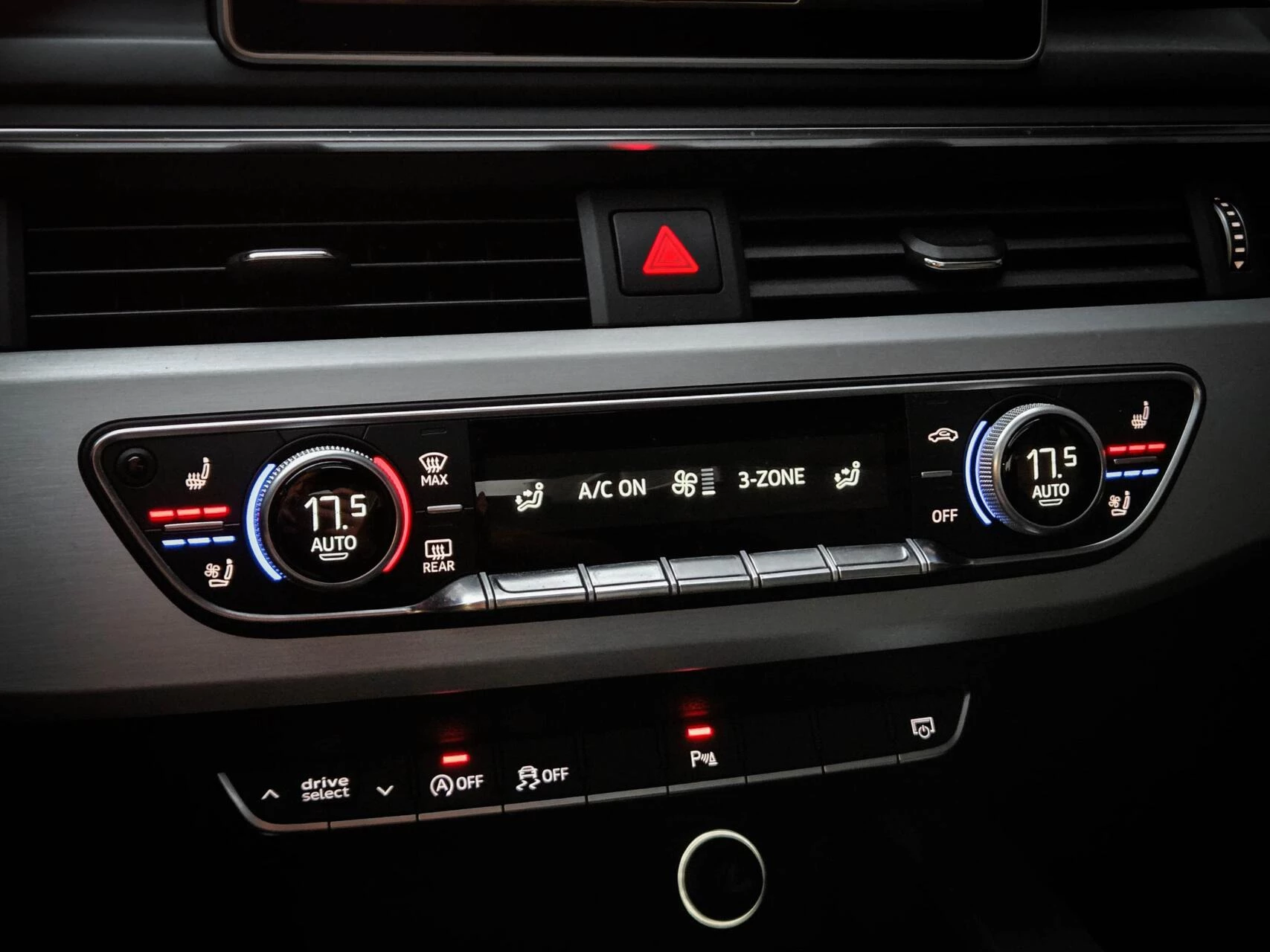 Hoofdafbeelding Audi S4