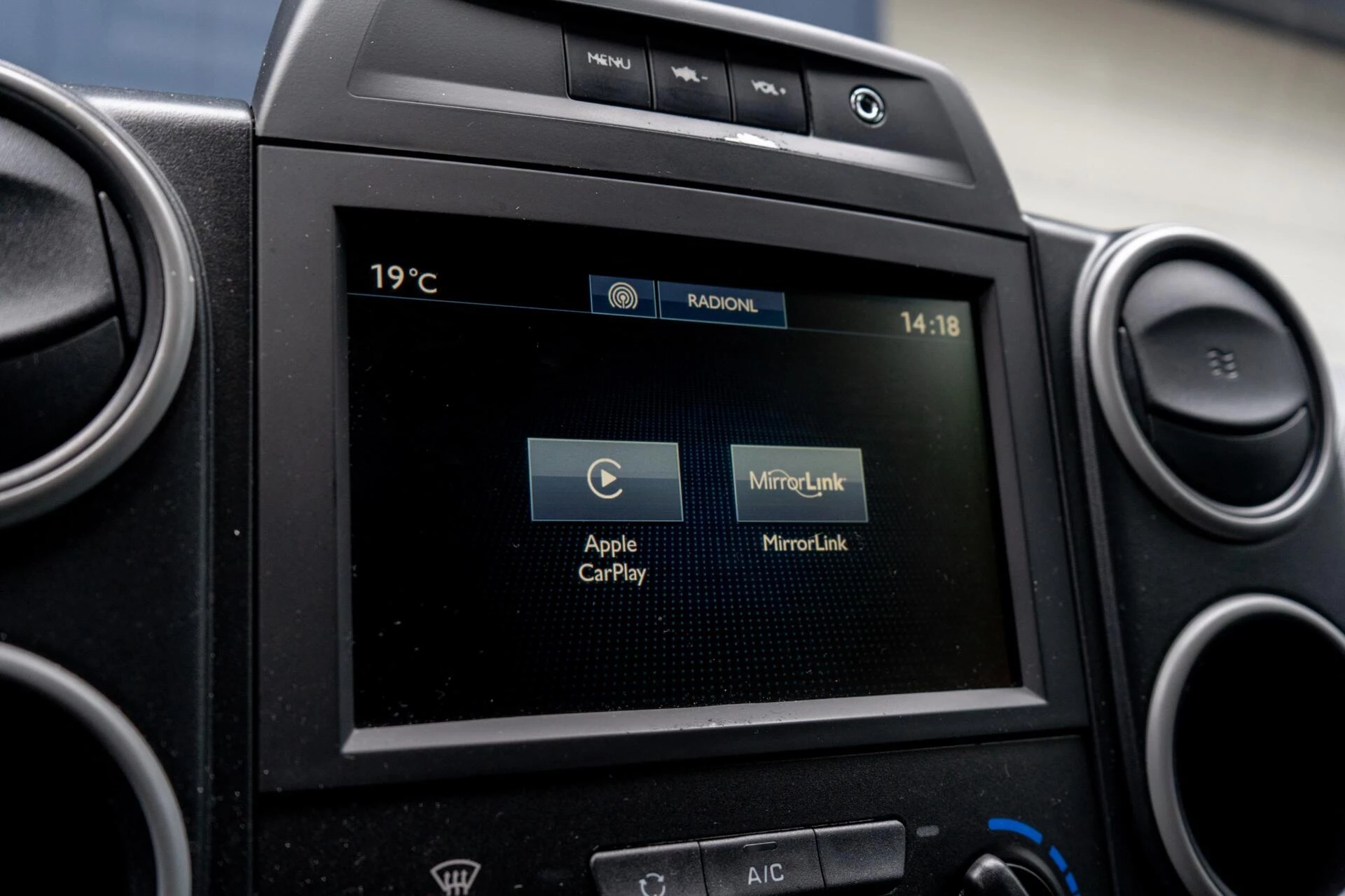 Hoofdafbeelding Peugeot Partner
