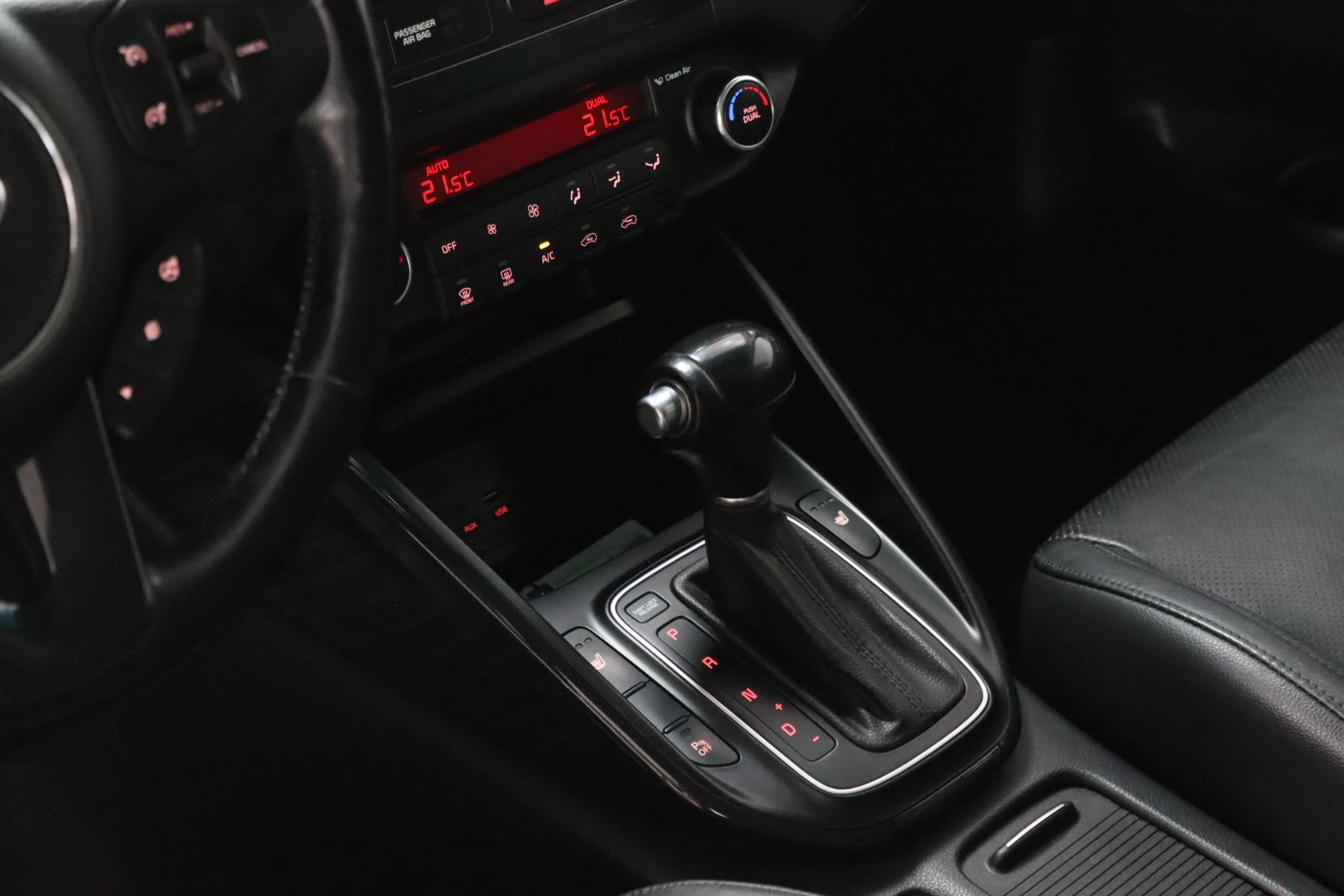 Hoofdafbeelding Kia Carens