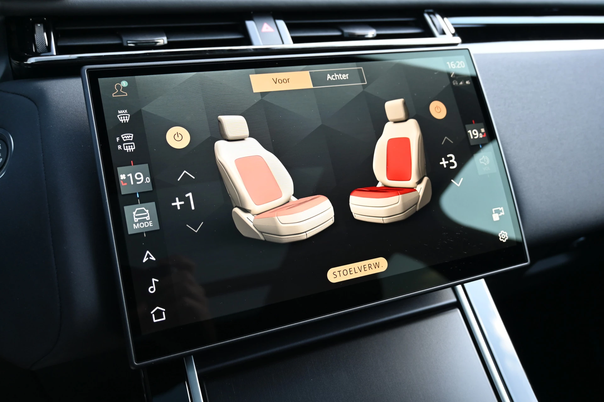 Hoofdafbeelding Land Rover Range Rover Velar
