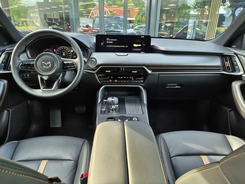 Hoofdafbeelding Mazda CX-60