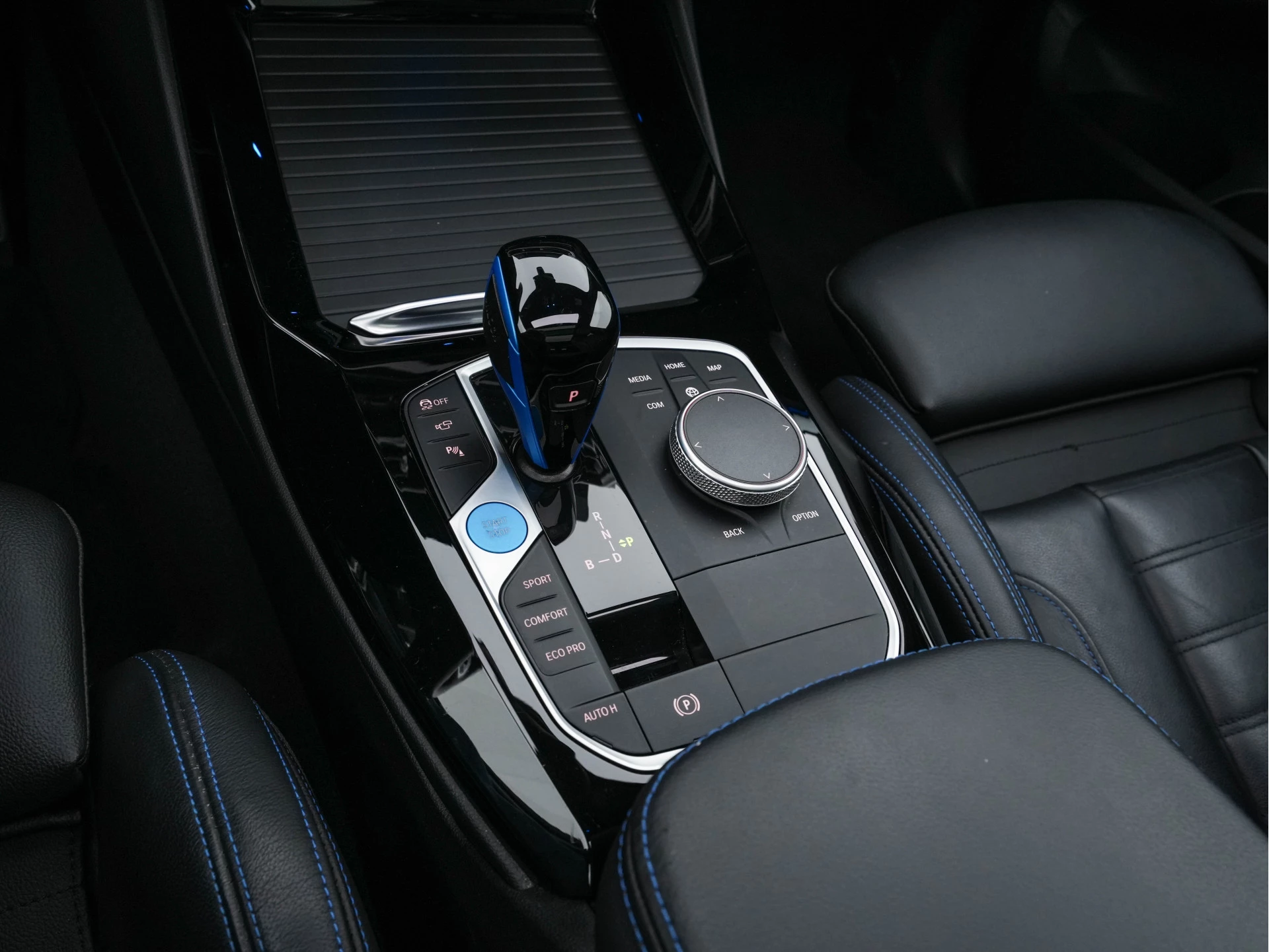Hoofdafbeelding BMW iX3