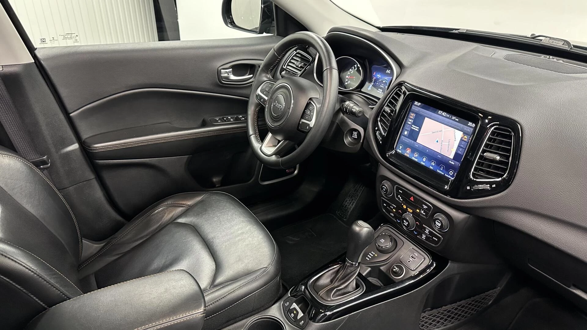 Hoofdafbeelding Jeep Compass