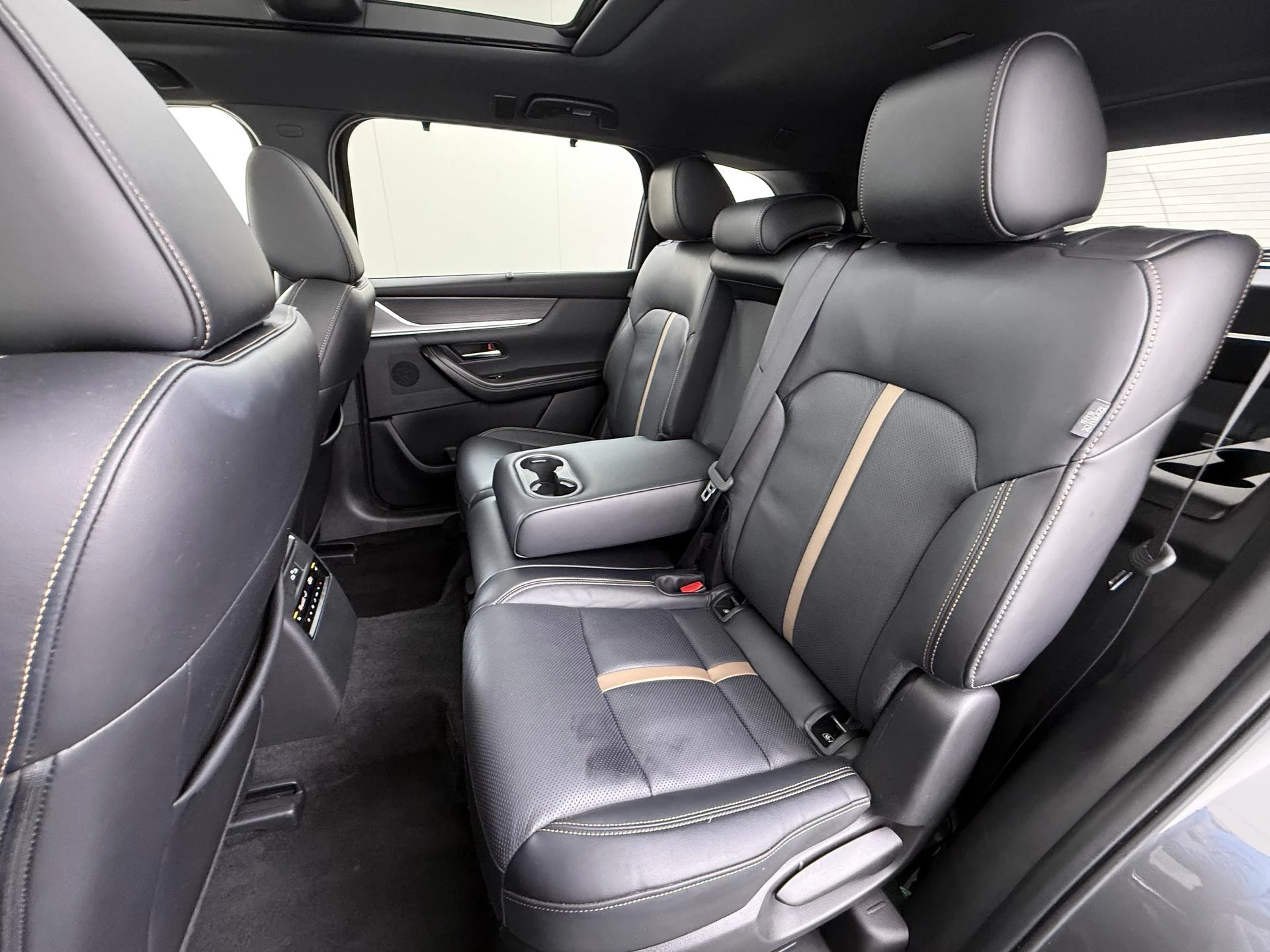 Hoofdafbeelding Mazda CX-80