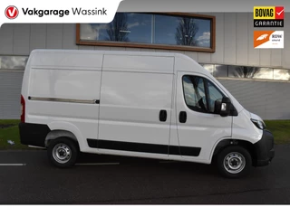 Peugeot Boxer 2.2 BlueHDi 140 S&S L2H2 3.3t Euro 6 Nieuw auto registratie 2024/ GEEN BPM/ L2H2 / achteruitrijcamera verzwaard verenpakket, pakket City plus