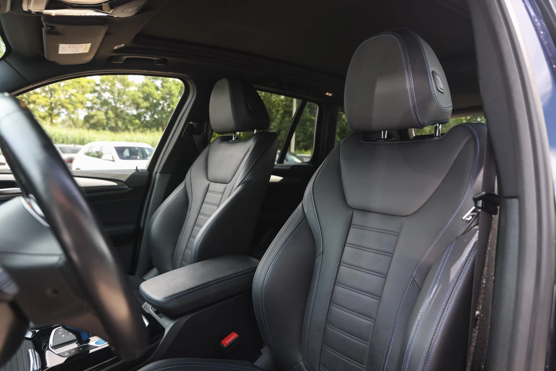 Hoofdafbeelding BMW iX3