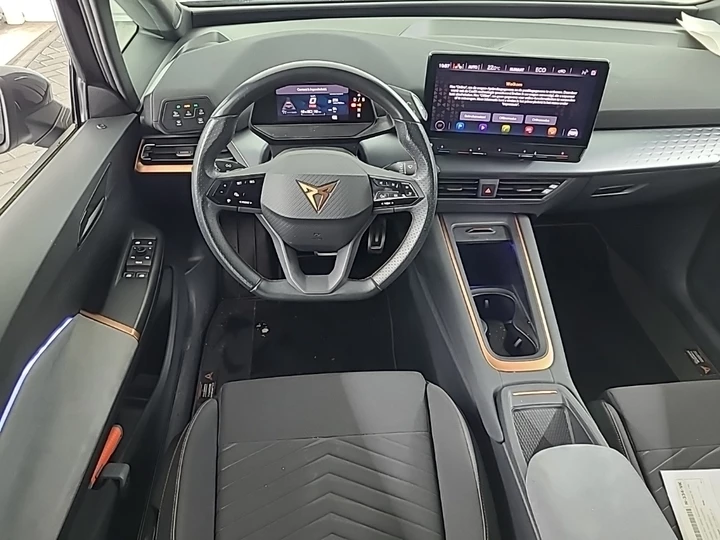 Hoofdafbeelding CUPRA Born