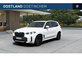 Hoofdafbeelding BMW X5 BMW X5 xDrive50e M Sport Automaat / Panoramadak Sky Lounge / Trekhaak / Bowers & Wilkins / M Multifunctionele Stoelen / Parking Assistant Professional / Massagefunctie