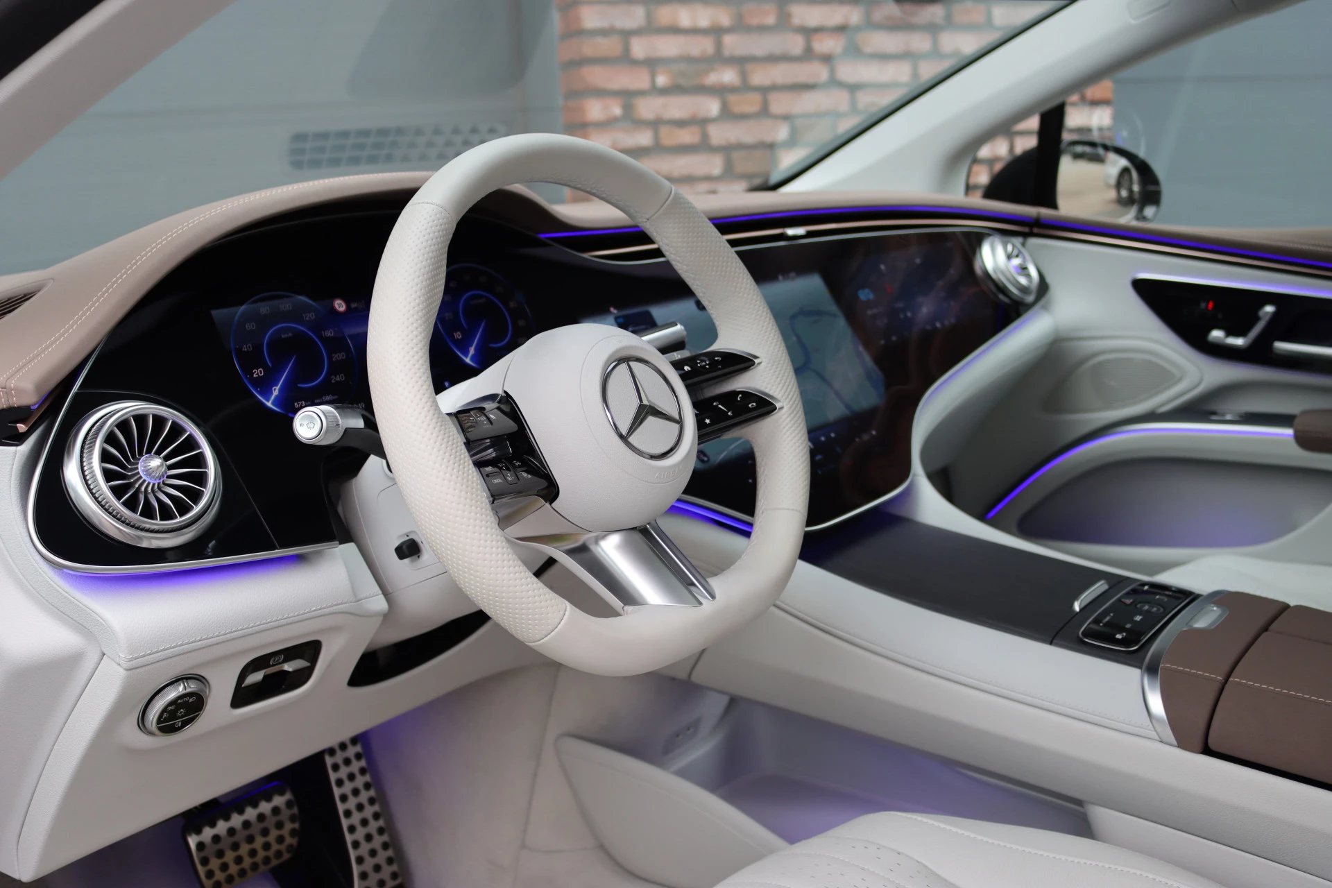 Hoofdafbeelding Mercedes-Benz EQS