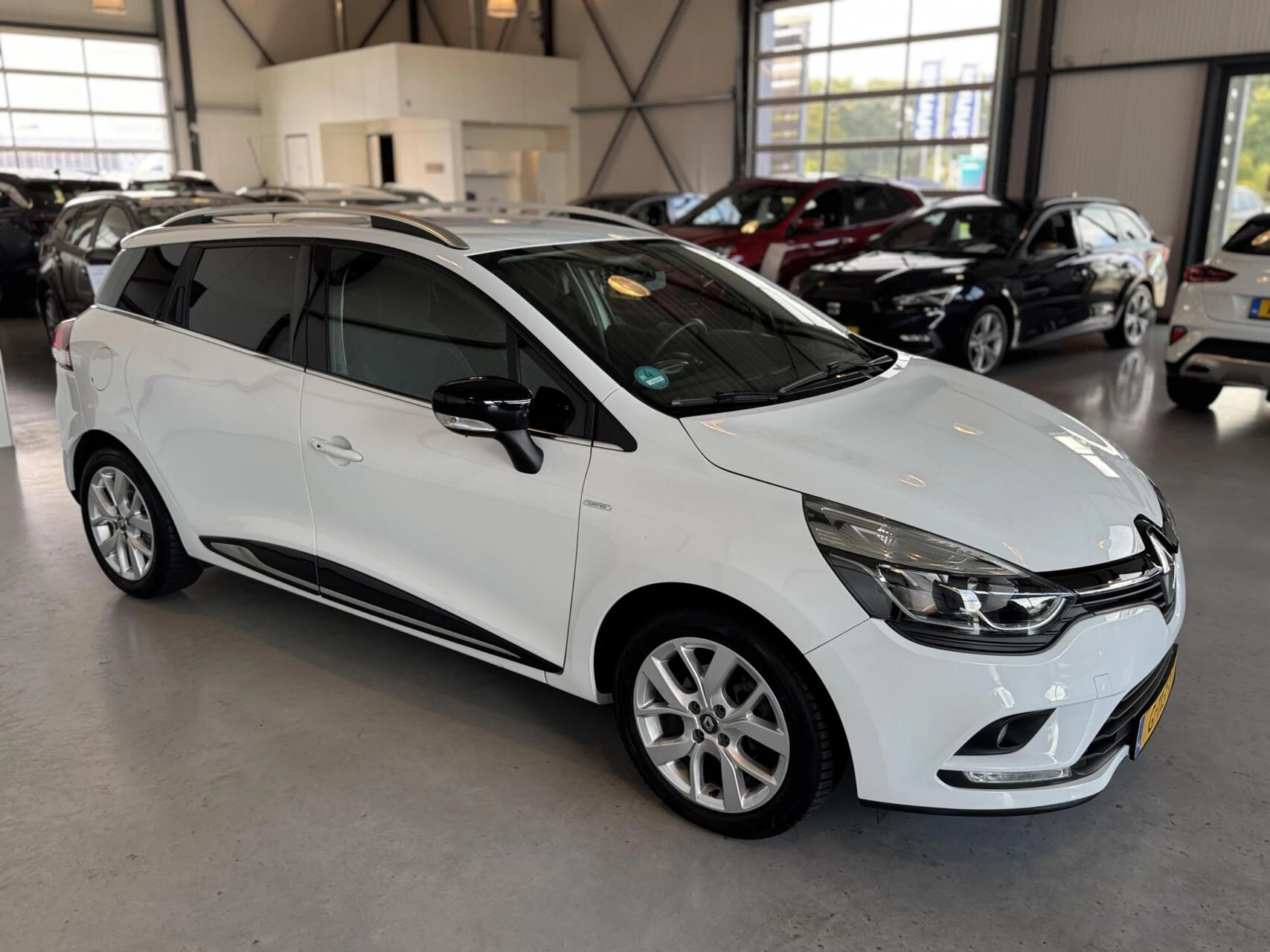 Hoofdafbeelding Renault Clio