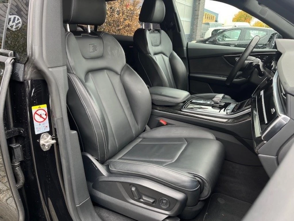 Hoofdafbeelding Audi Q8