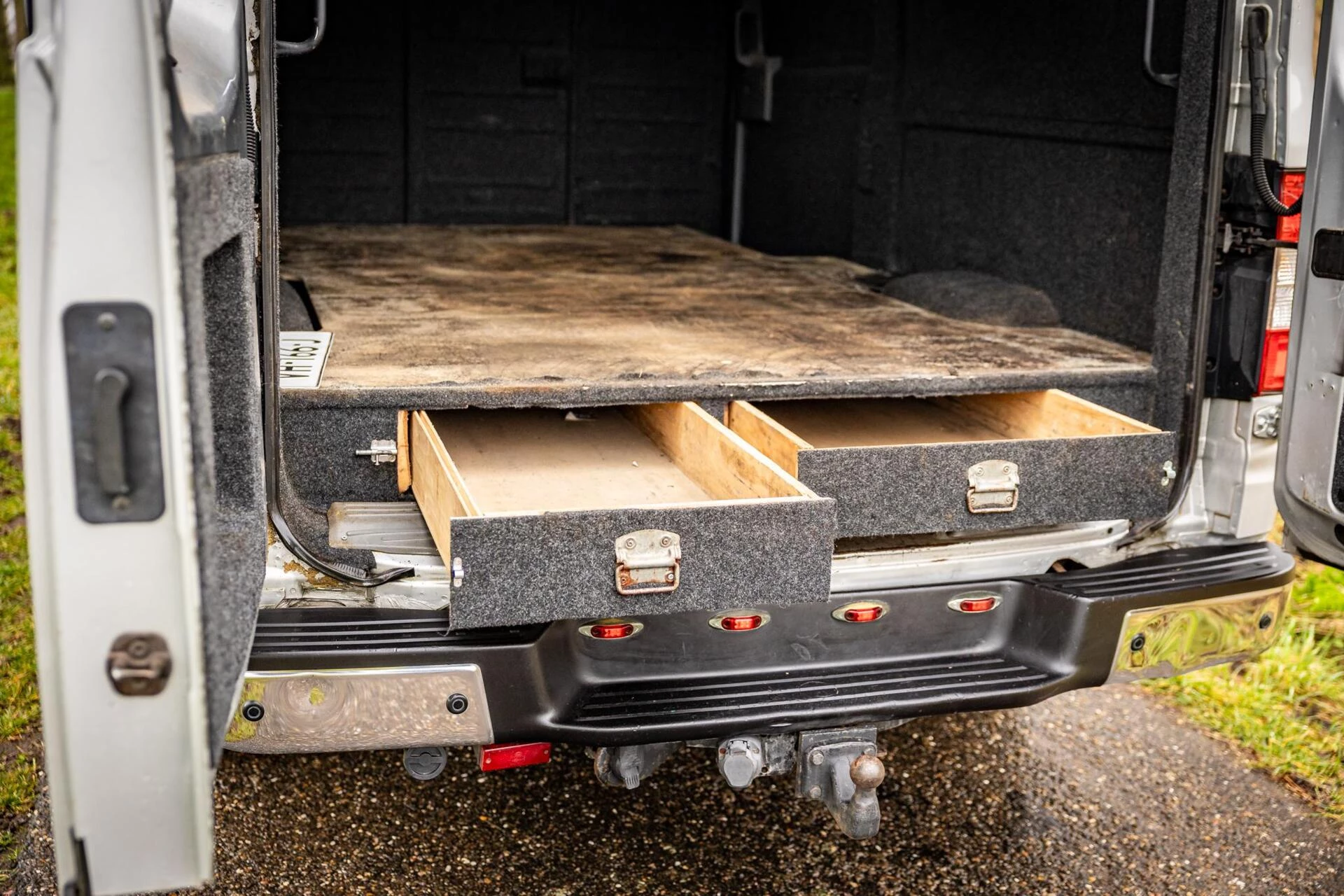 Hoofdafbeelding Nissan NV