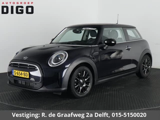 MINI 3-Deurs 1.5 Cooper Sports Classic Automaat | Apple Carplay & AndroidAUTO | Parkeersensoren | 1e eigenaar |