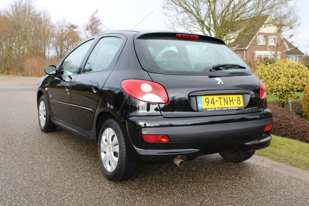 Hoofdafbeelding Peugeot 206