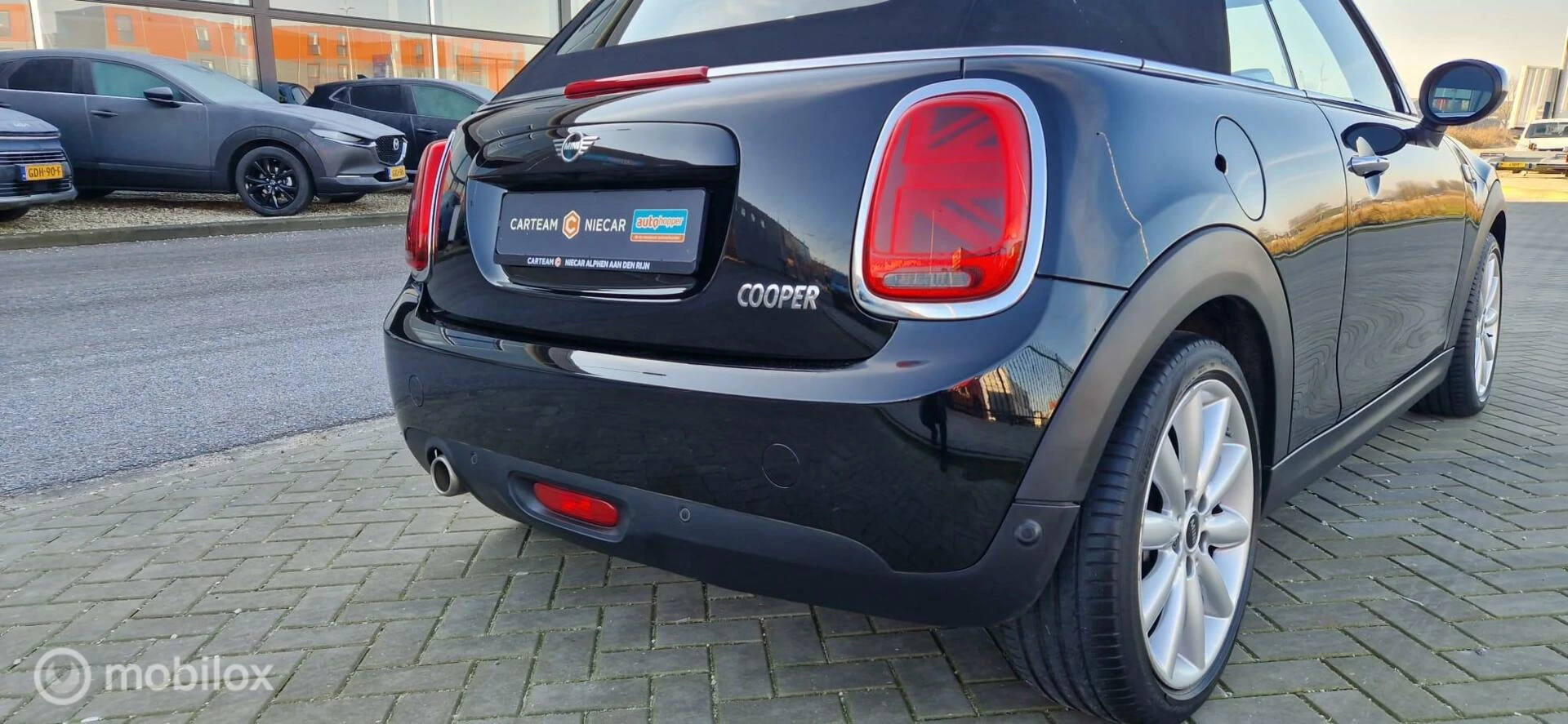 Hoofdafbeelding MINI Cooper Cabrio