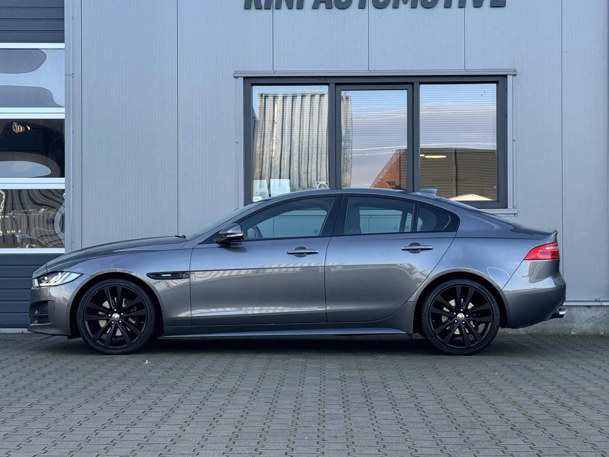 Hoofdafbeelding Jaguar XE