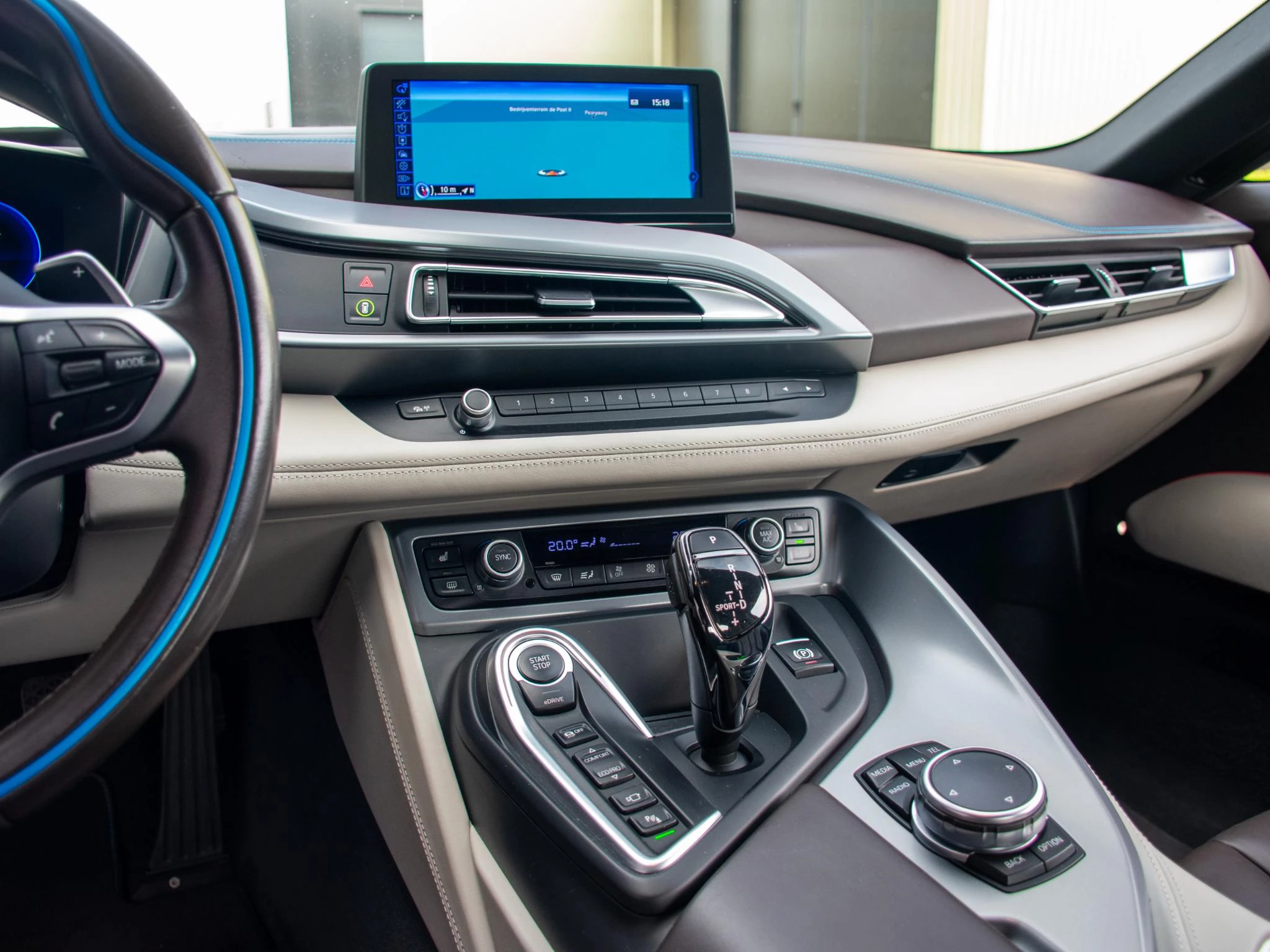 Hoofdafbeelding BMW i8