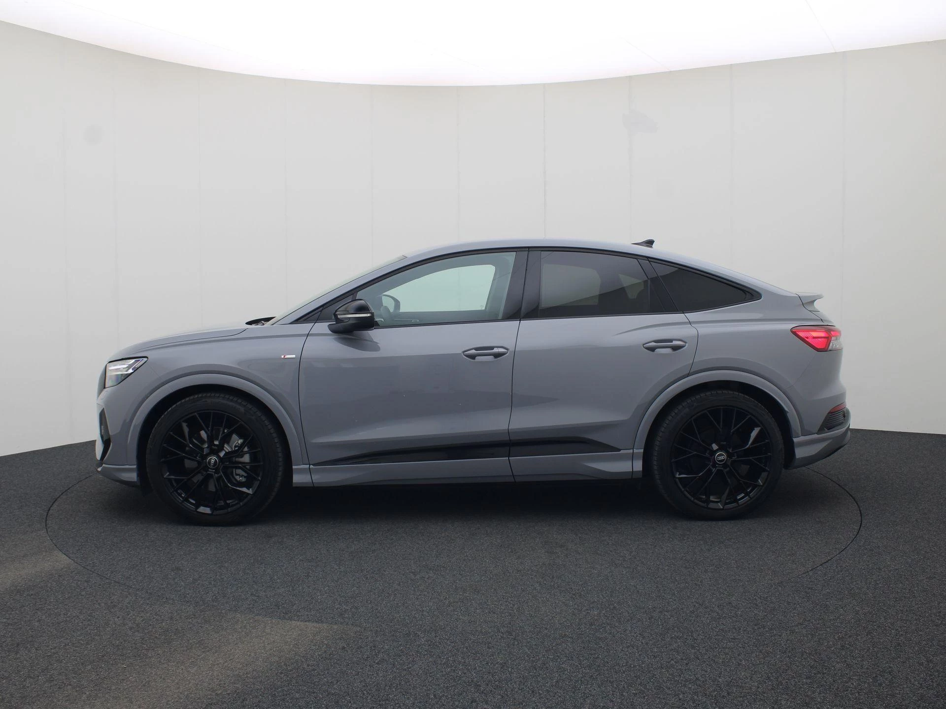 Hoofdafbeelding Audi Q4 e-tron