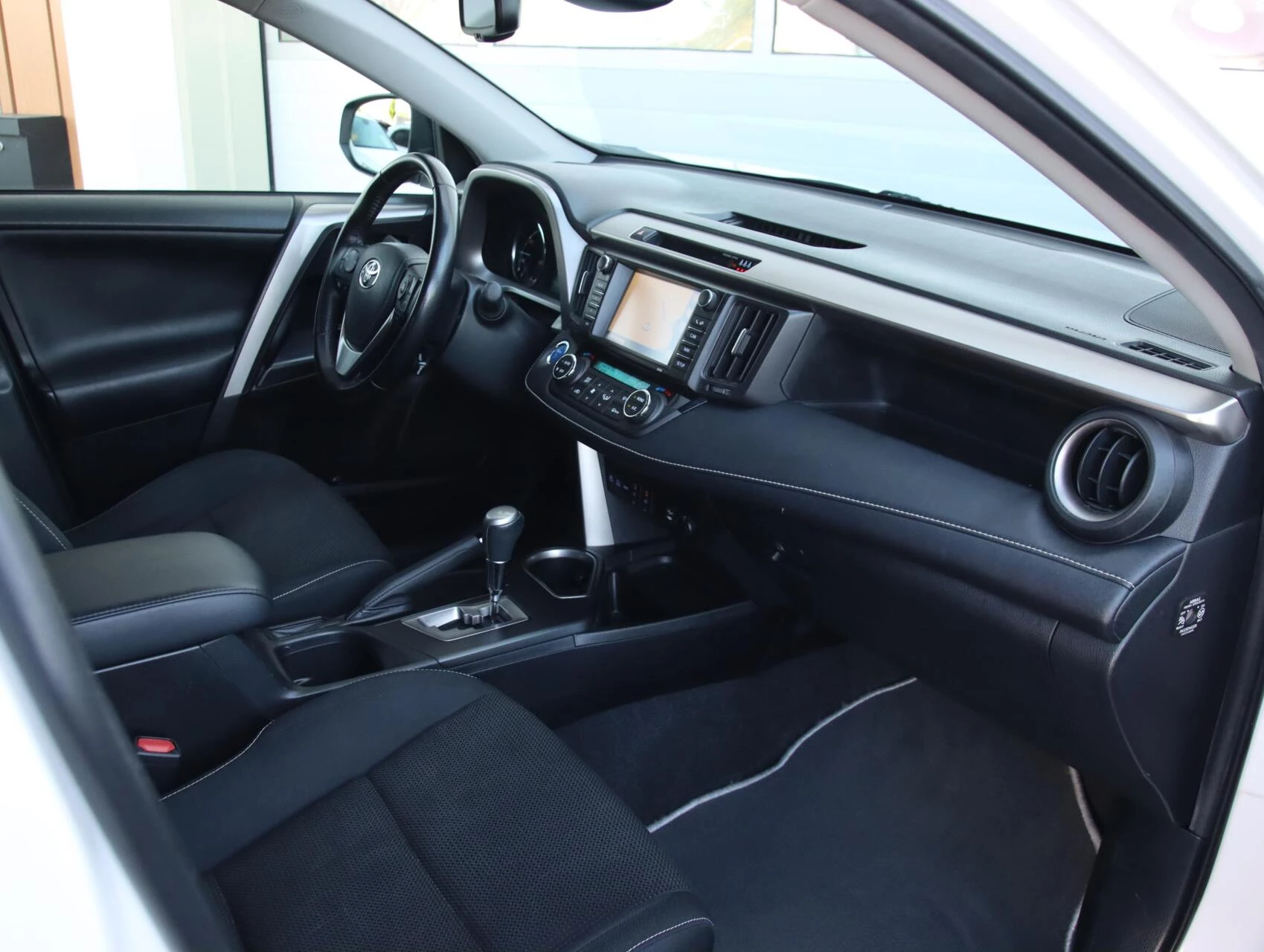 Hoofdafbeelding Toyota RAV4