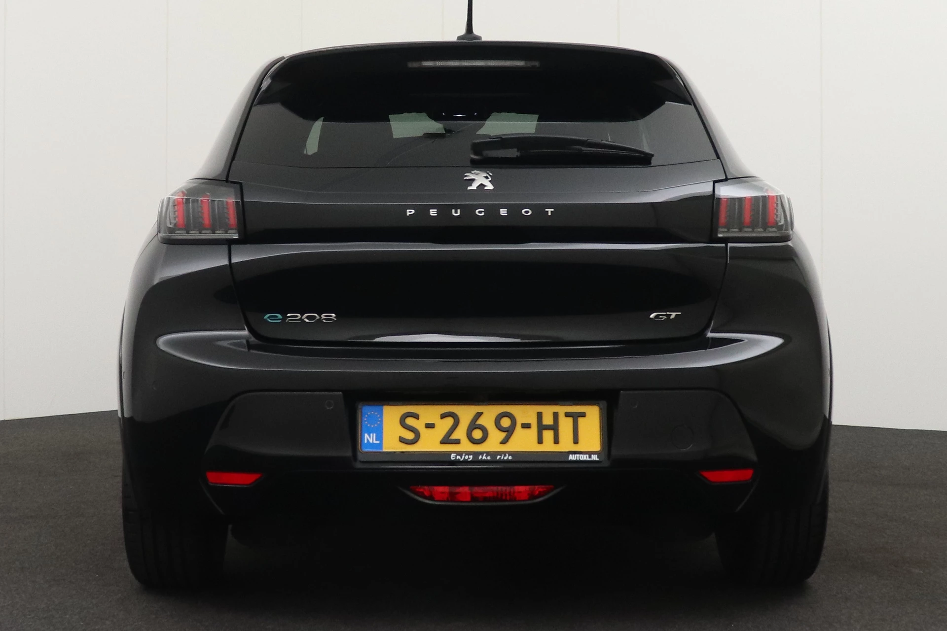 Hoofdafbeelding Peugeot e-208