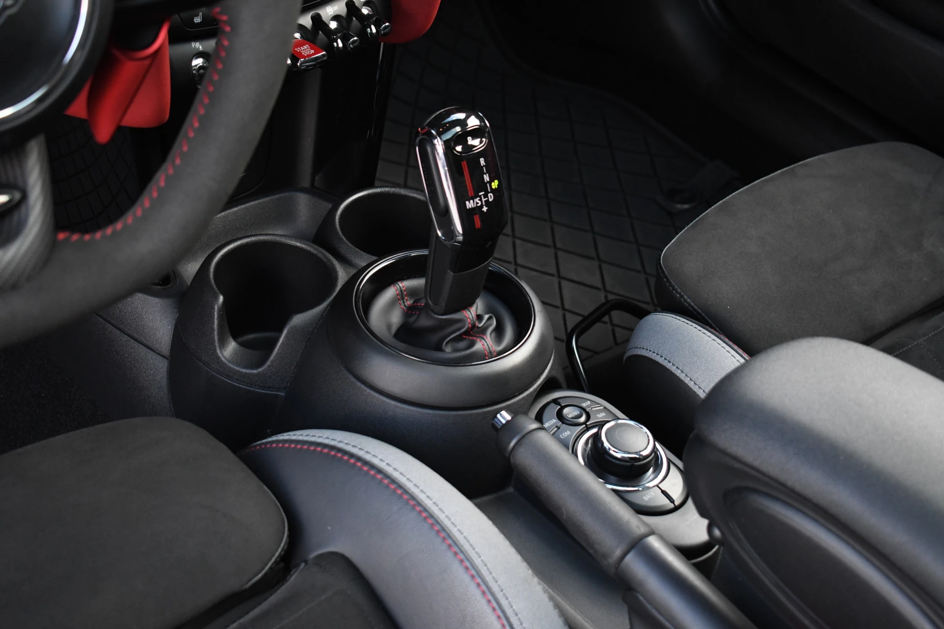 Hoofdafbeelding MINI Cooper
