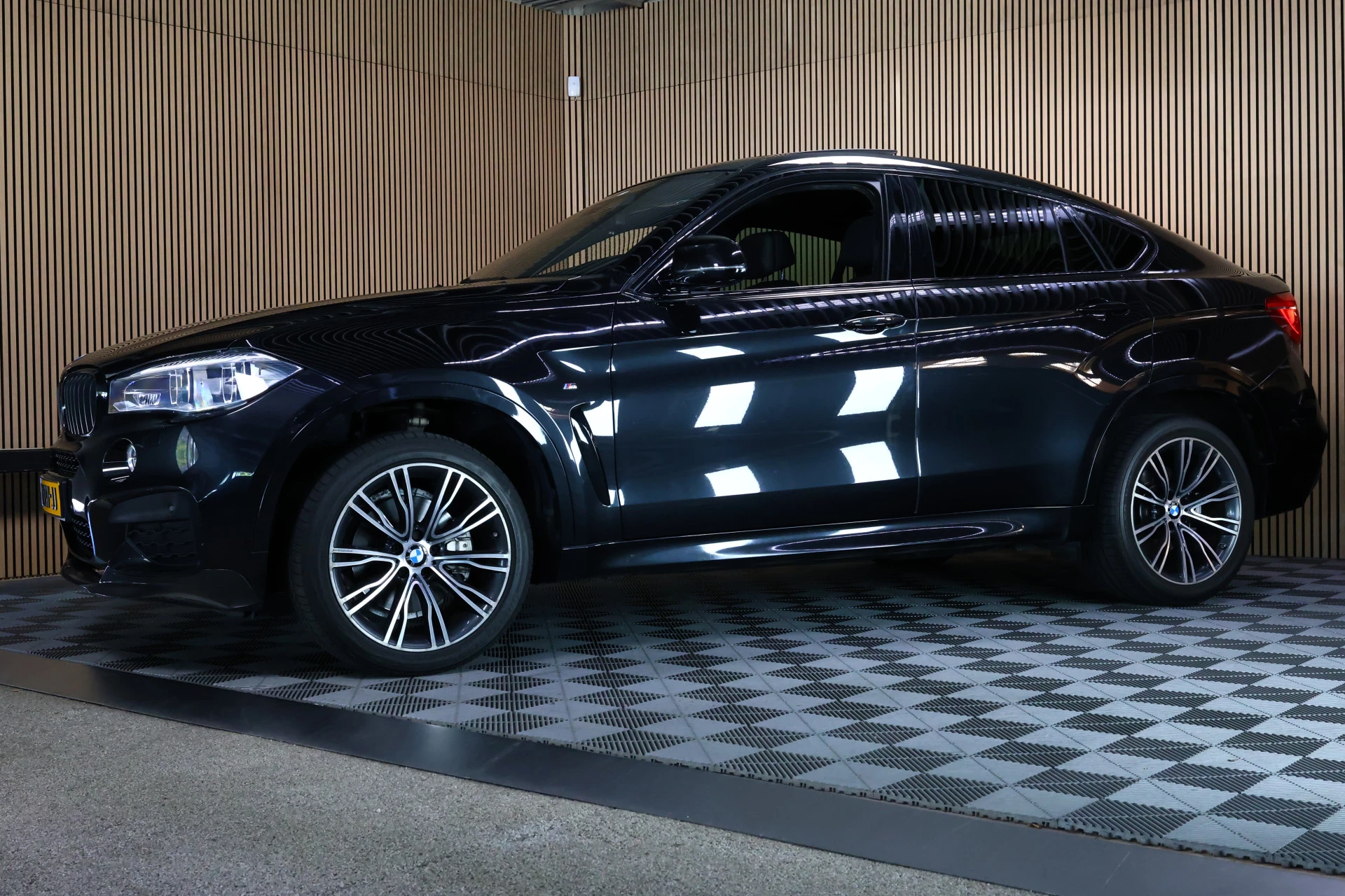 Hoofdafbeelding BMW X6