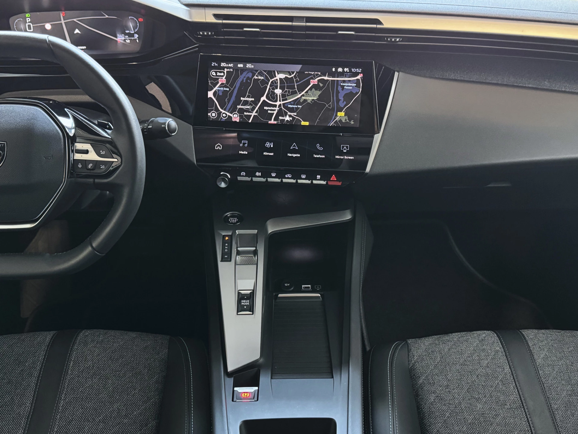 Hoofdafbeelding Peugeot 408