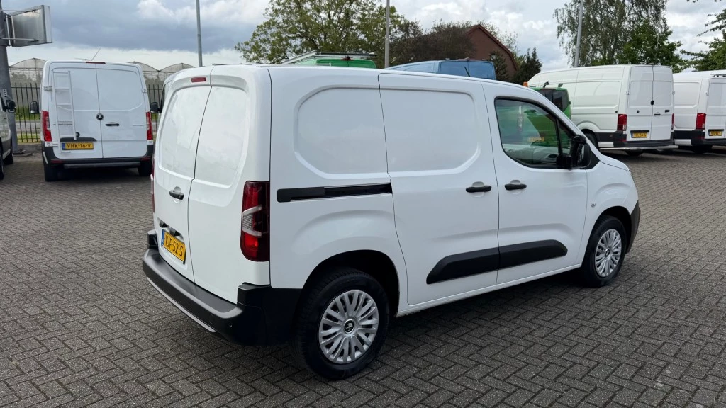 Hoofdafbeelding Peugeot Partner