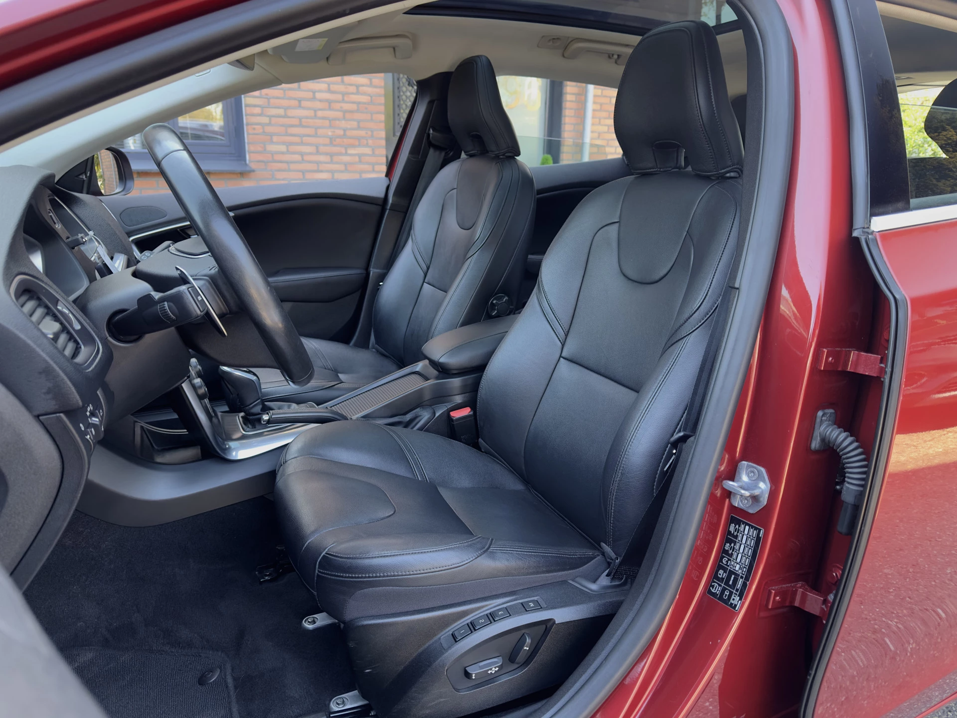 Hoofdafbeelding Volvo V40