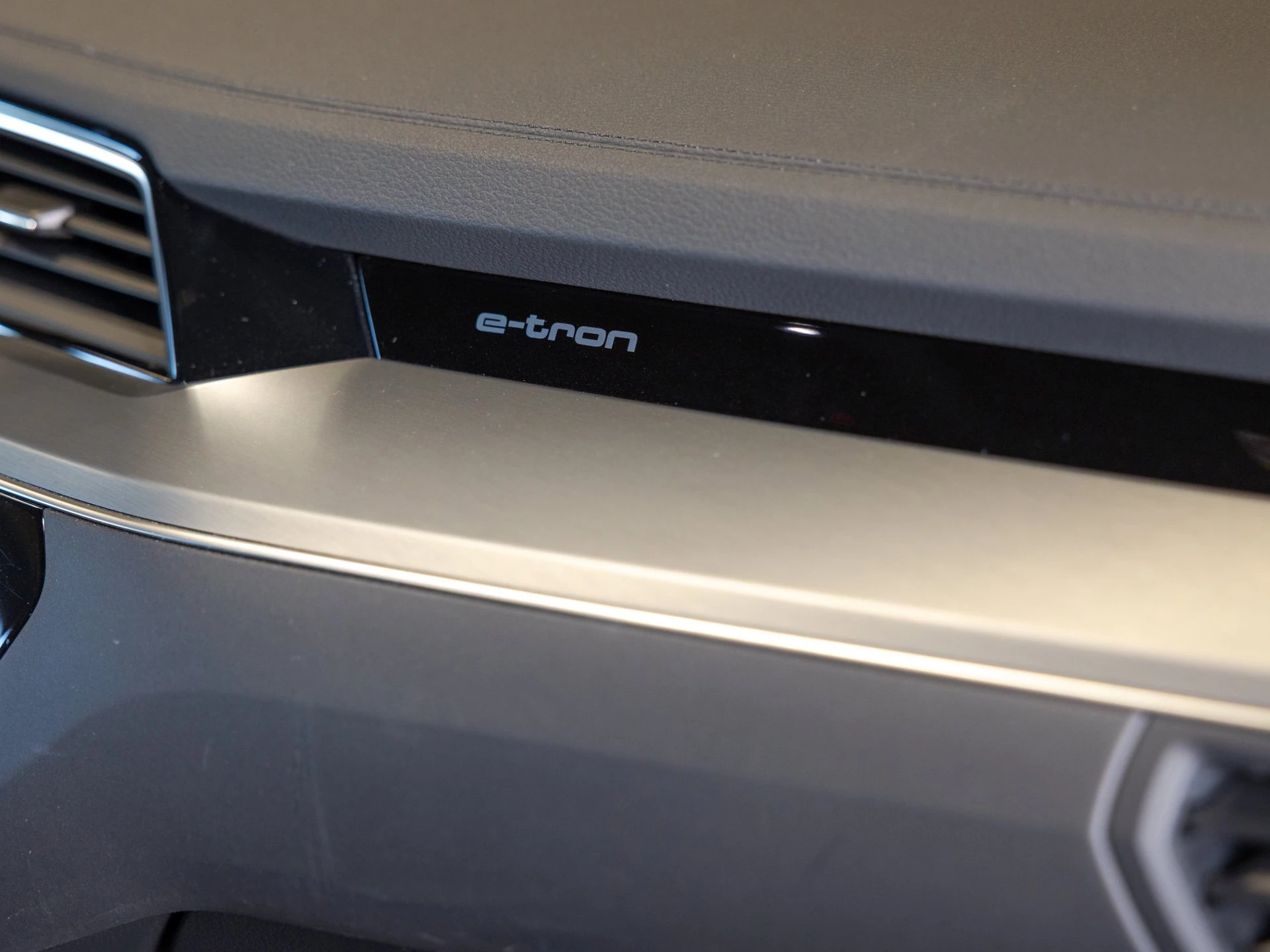 Hoofdafbeelding Audi Q8 Sportback e-tron