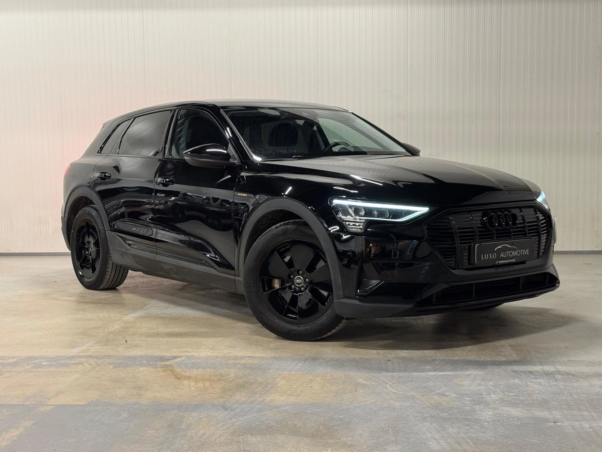 Hoofdafbeelding Audi e-tron