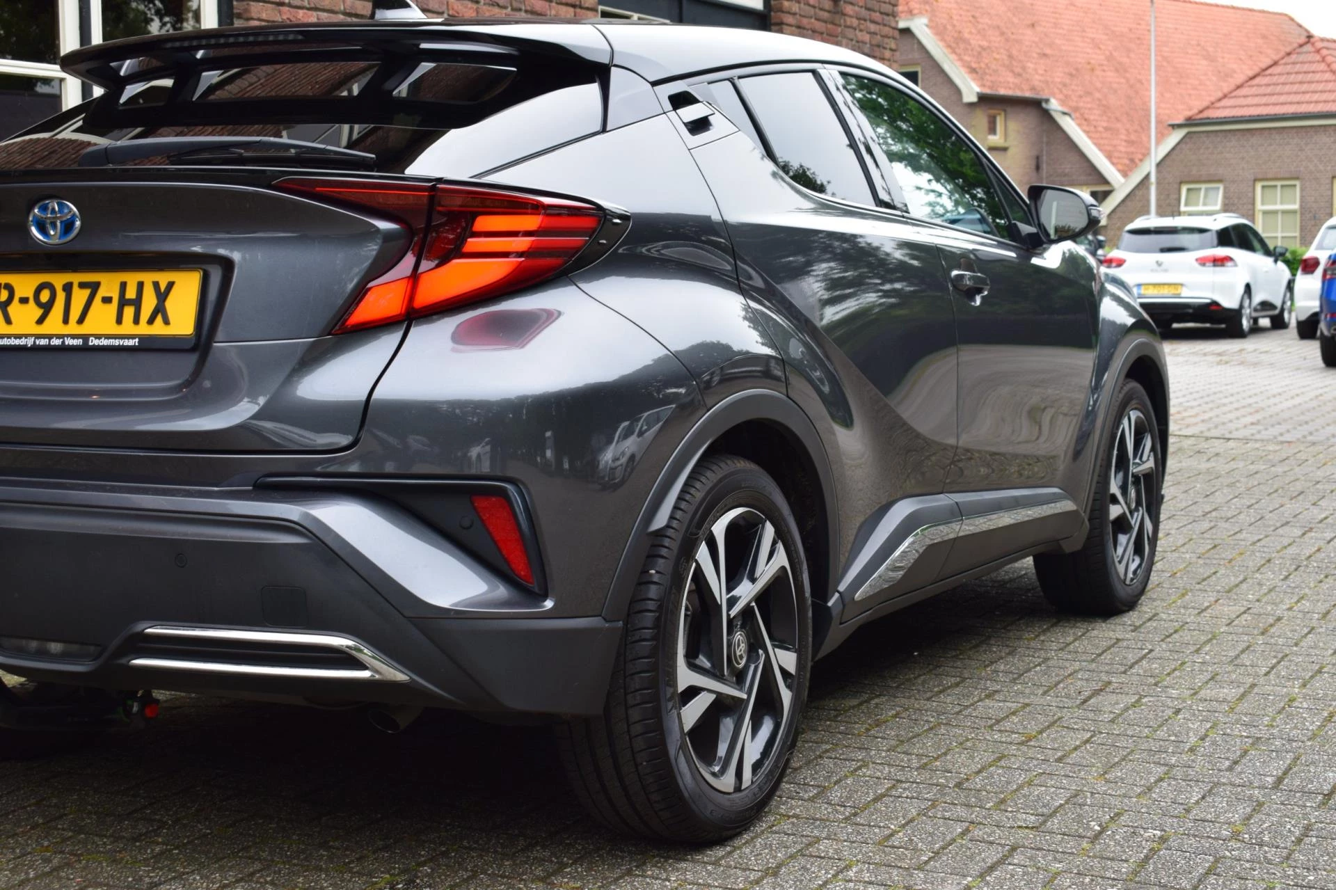 Hoofdafbeelding Toyota C-HR
