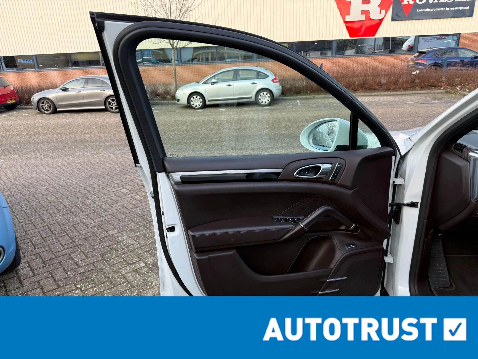 Hoofdafbeelding Porsche Cayenne