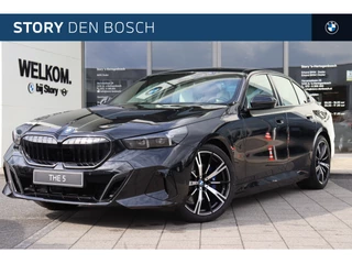 Hoofdafbeelding BMW 5 Serie BMW 5 Serie 530e M Sport Automaat / Trekhaak / Achteruitrijcamera / Adaptieve LED / Stuurverwarming / M Sportonderstel / Parking Assistant