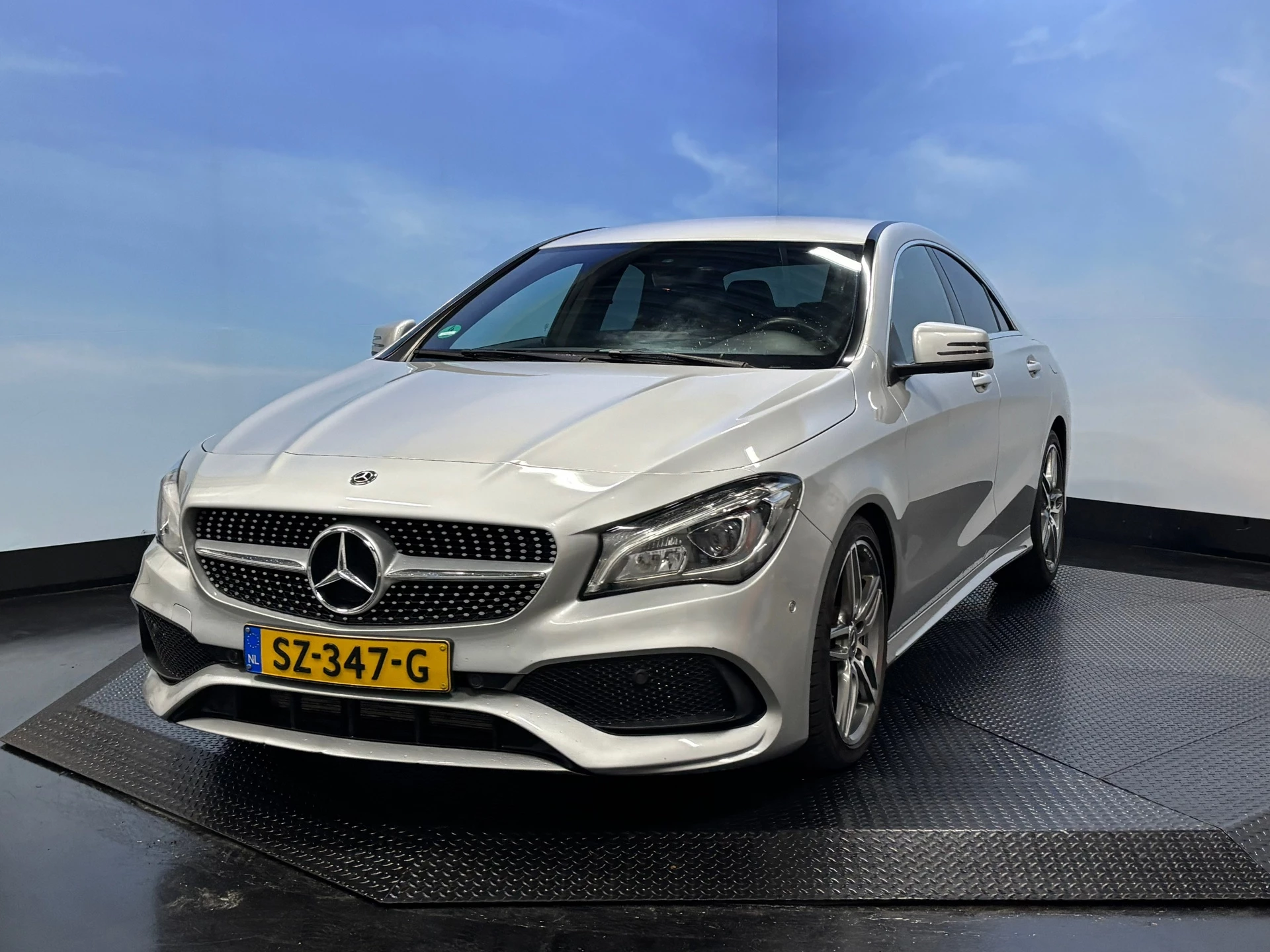 Hoofdafbeelding Mercedes-Benz CLA