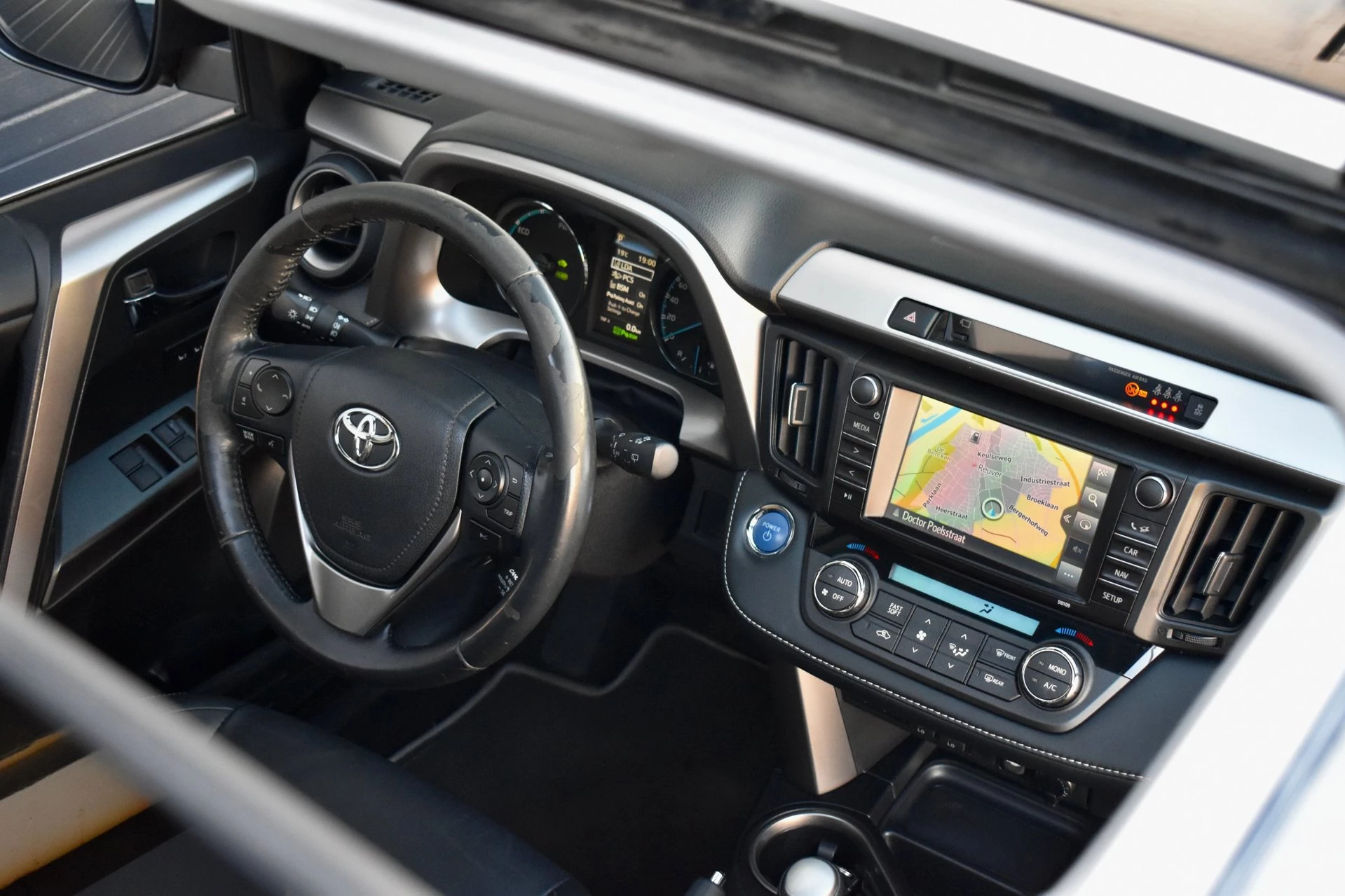 Hoofdafbeelding Toyota RAV4
